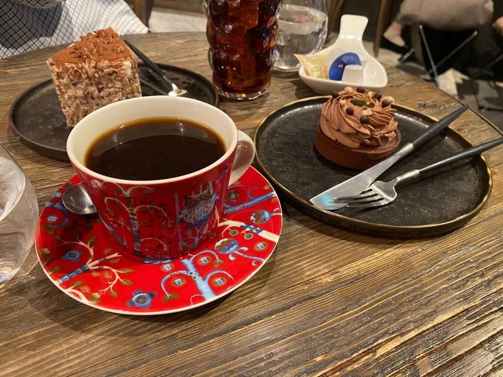 ショコラトリータカス 本店