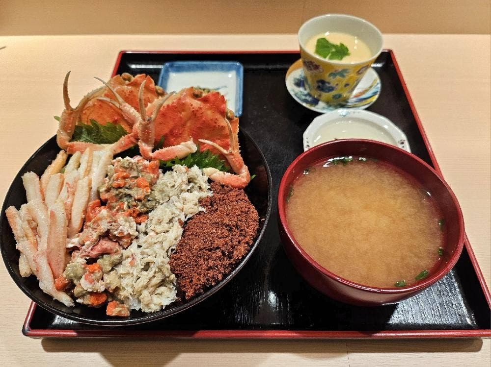 すし居酒屋 楽