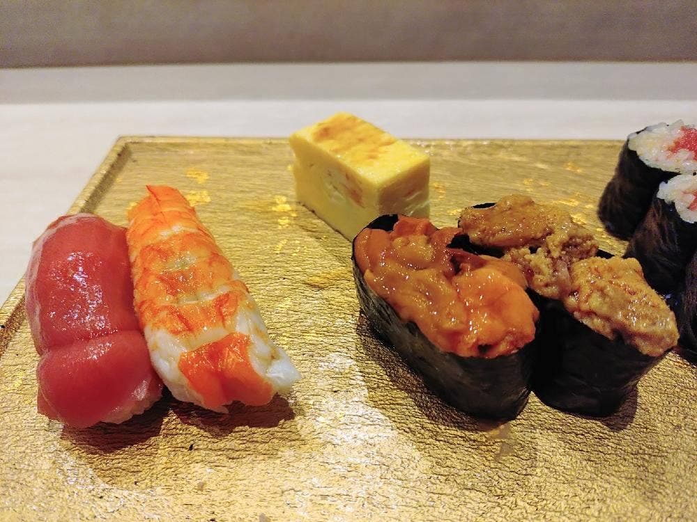 鮨 逸喜優