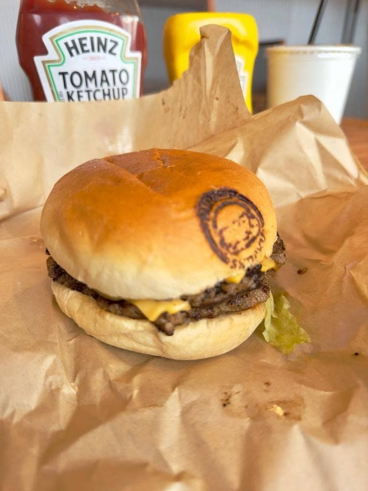 近江牛バーガー SUDAKU