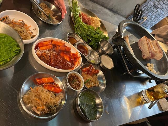 サムギョプサルと韓国料理 コギソウル 天王寺店 - サブ画像2