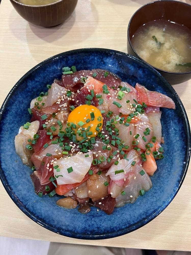 海鮮丼 たかし