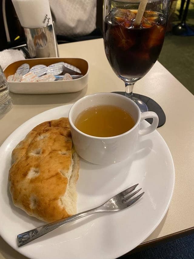 喫茶室ルノアール 水道橋西口店 - サブ画像1