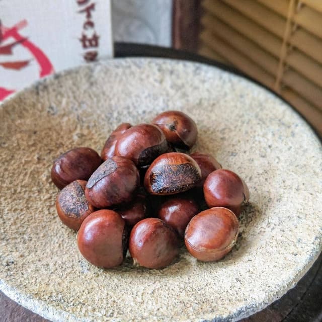 イシイの甘栗 深川八幡店 - サブ画像1