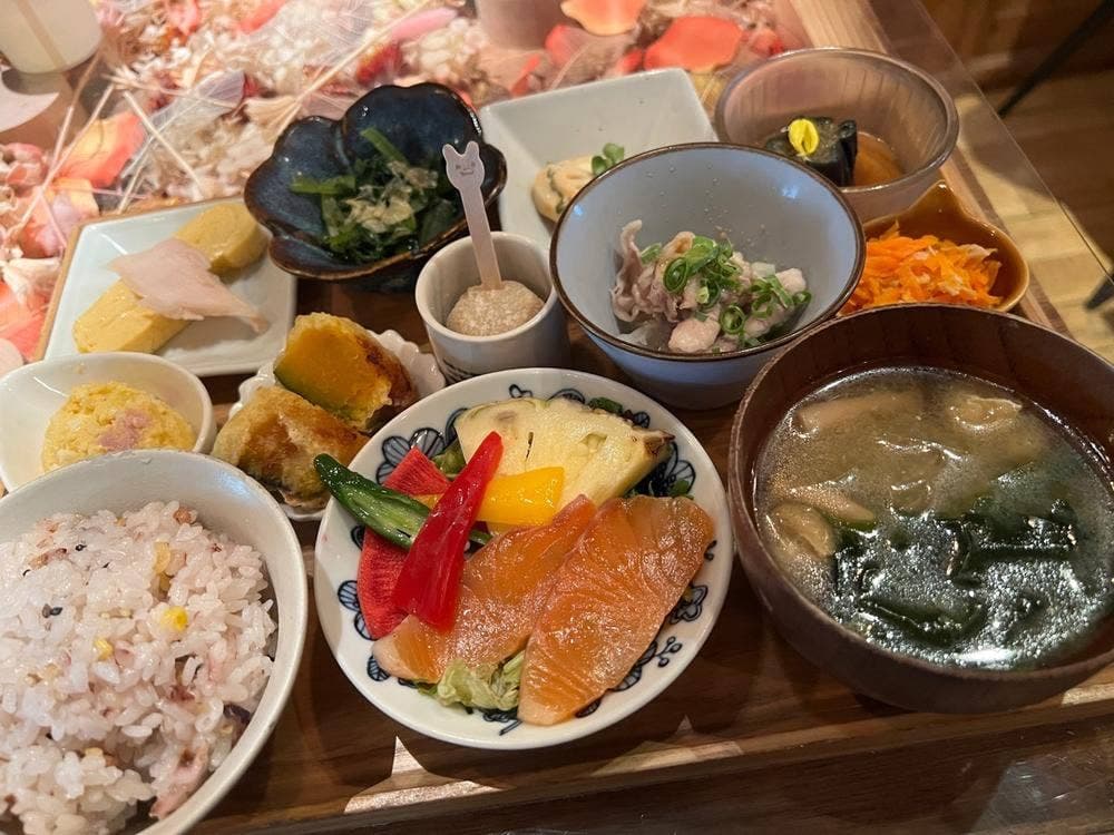 霞