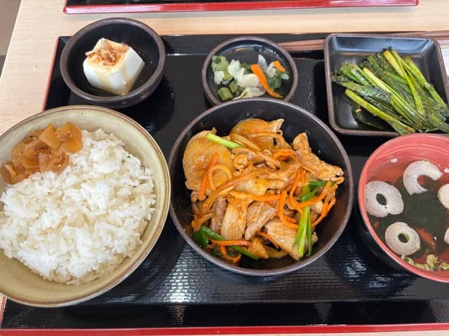 ゆで太郎 もつ次郎 苫小牧船見店 - サブ画像1