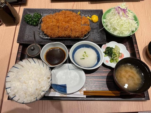 とんかつ和幸 イオンモール神戸北店 - サブ画像1
