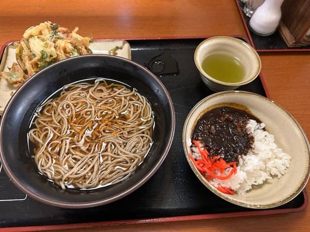 小木曽製粉所 金沢新神田店 - サブ画像1