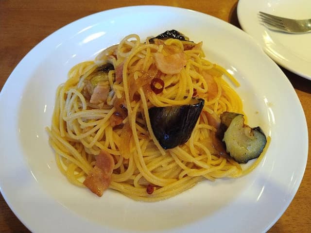 茶屋 亜希子 - サブ画像3