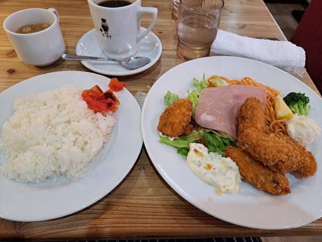 喫茶店 ピノキオ 足立佐野店 - サブ画像1