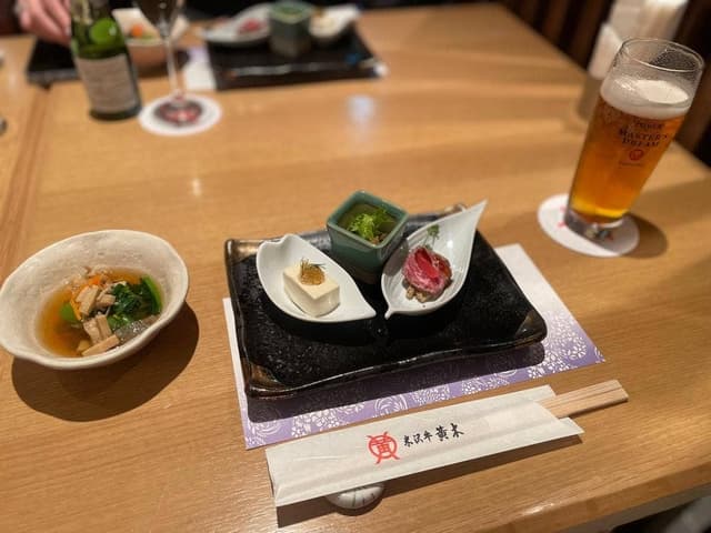 米沢牛黄木 東京駅黒塀横丁店 - サブ画像1