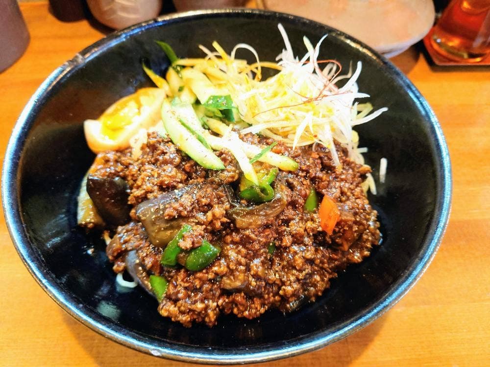 麺酒場 でめきん