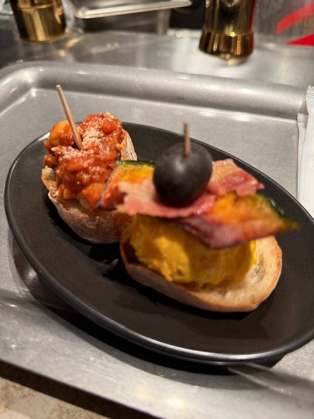 Bar&Tapas Celona 東京ミッドタウン日比谷店 - サブ画像2