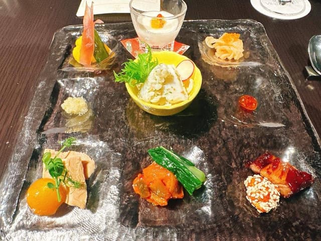 THE DINING シノワ 唐紅花&鉄板フレンチ 蒔絵 - サブ画像1