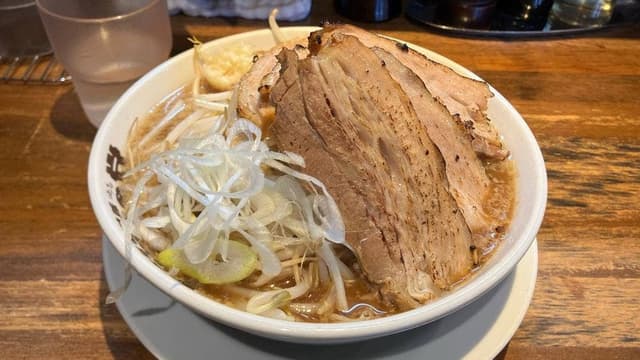 本気の焼豚 プルプル食堂 - サブ画像1