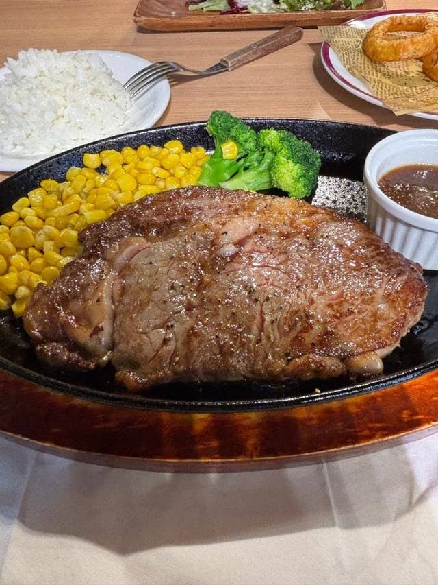 GOLD STEAK HOUSE - サブ画像3