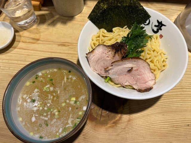 塩らー麺 本丸亭 横浜鶴屋町店 - サブ画像2