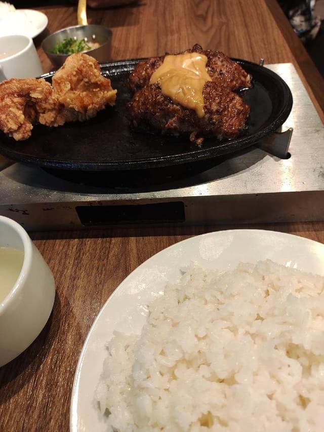 ステーキマックス 新宿中央通り店 - サブ画像1