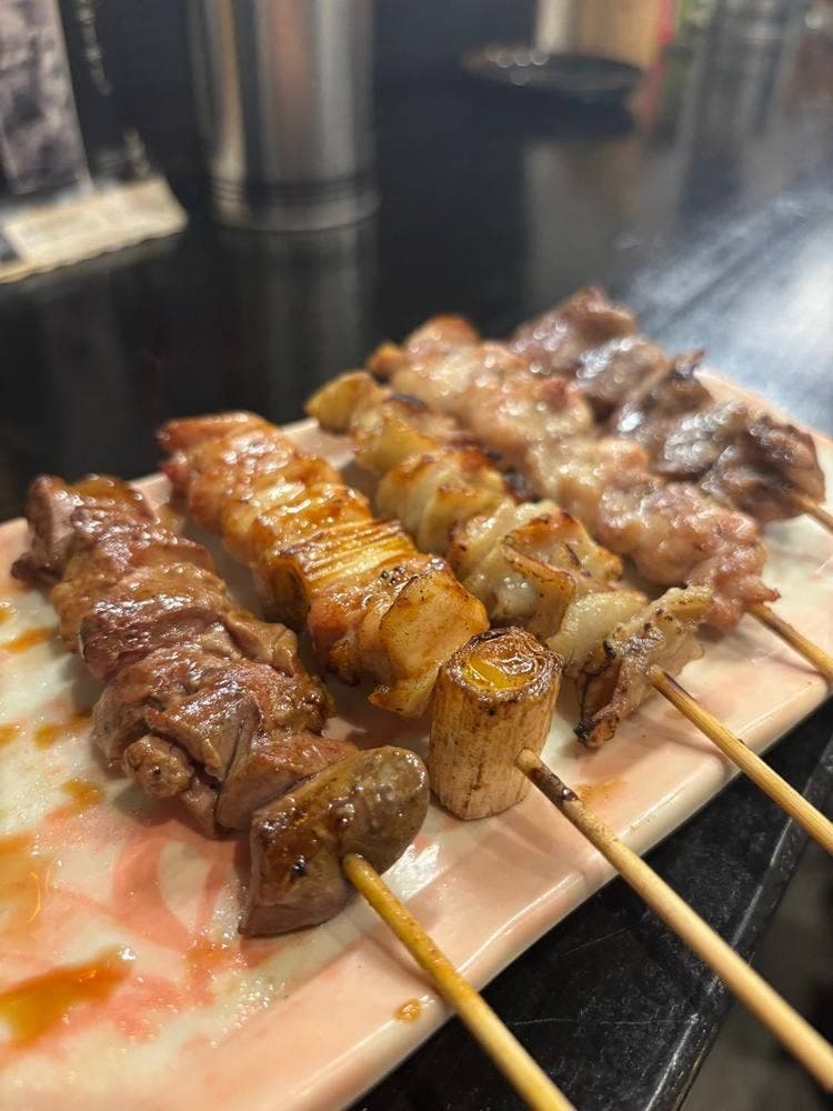 焼き鳥 シャバーノ