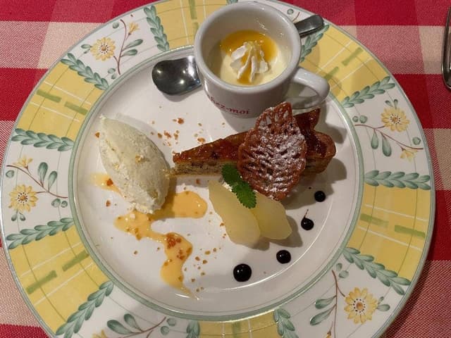 フランス食堂 シェ・モア弘前 - サブ画像1