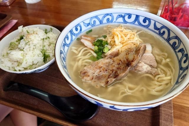 宮古島荷川取漁港 みなと食堂 - サブ画像2