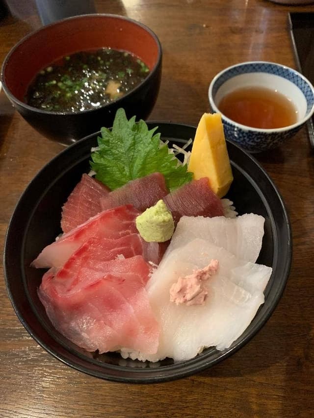 海鮮丼屋 海舟 早川漁村店 - サブ画像1