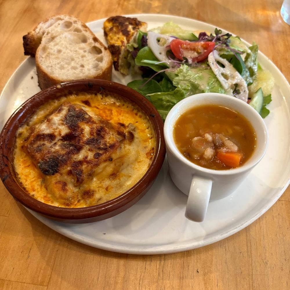 Cafe Dining SI/NO