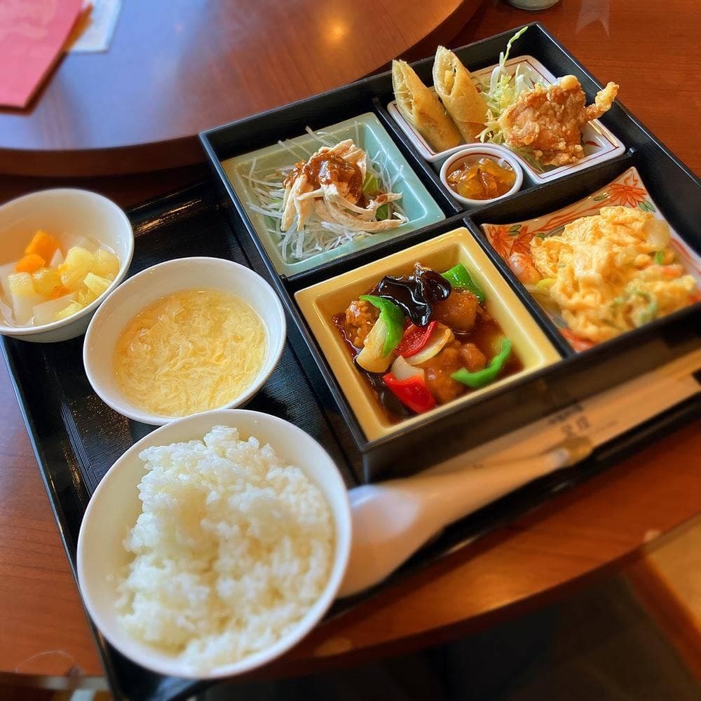 登煌