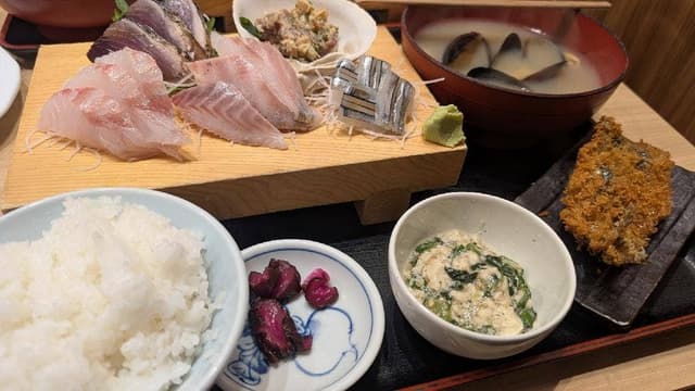 大船海鮮食堂 魚福 - サブ画像1