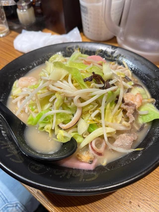 博多らーめん Shin-Shin 福岡PARCO店 - サブ画像1