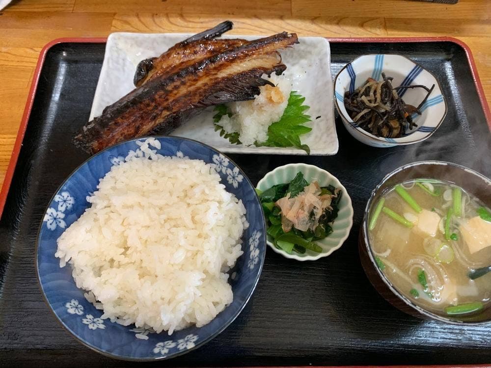 食事処 浜料理 しおかぜ