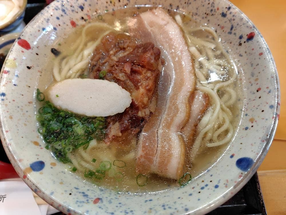 沖縄そば タイラ製麺所