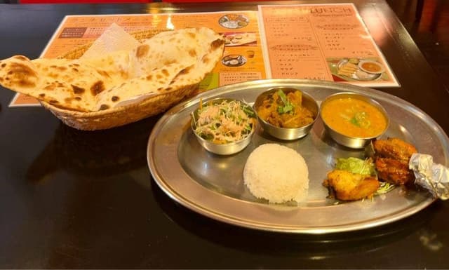 サンサール本八幡 - サブ画像1