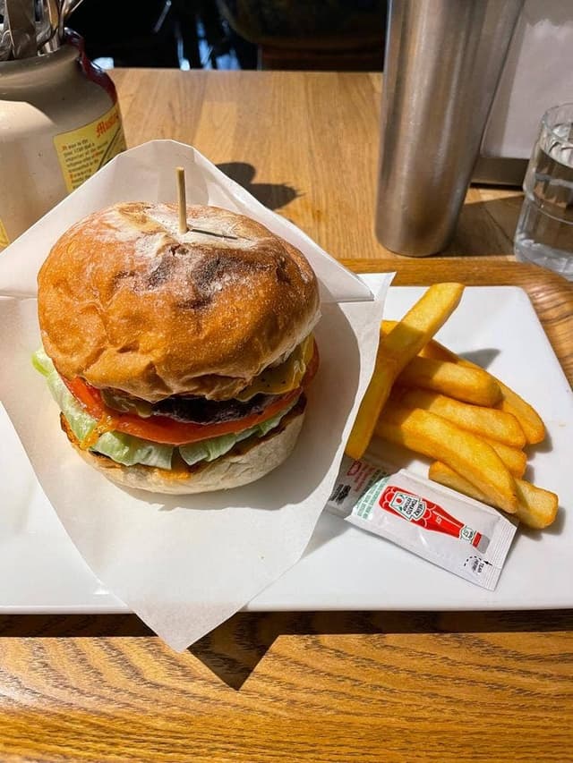 E・A・T GRILL & BAR - サブ画像2