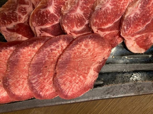 焼肉酒場マグマ - サブ画像2