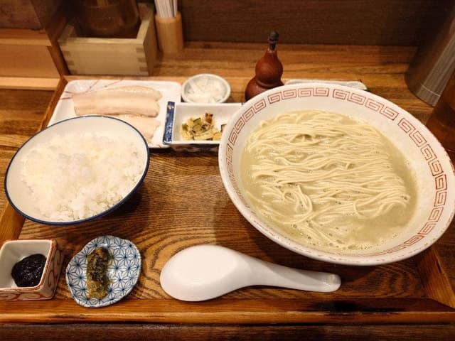 炭火焼濃厚中華そば 大覇道 - サブ画像3