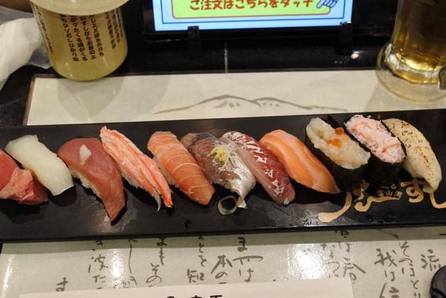 廻る富山湾 すし玉 金沢駅店 - サブ画像2