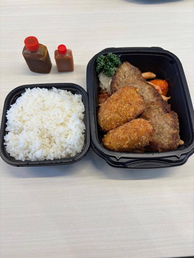 洋食 Quattro JR灘駅店 - サブ画像2