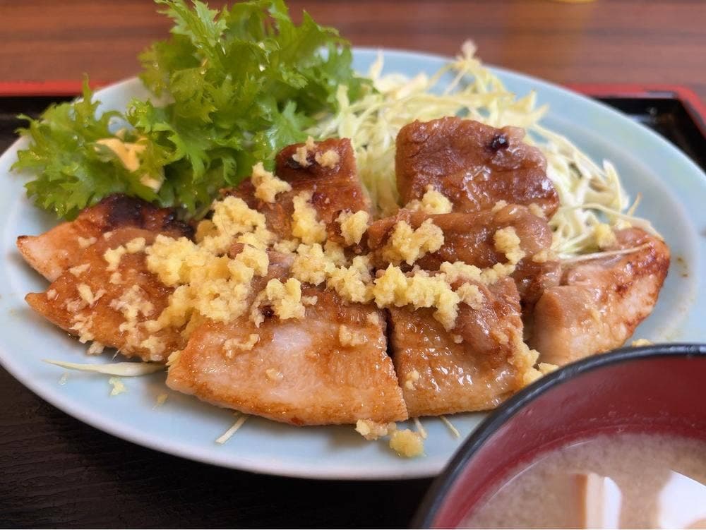 まるけん食堂