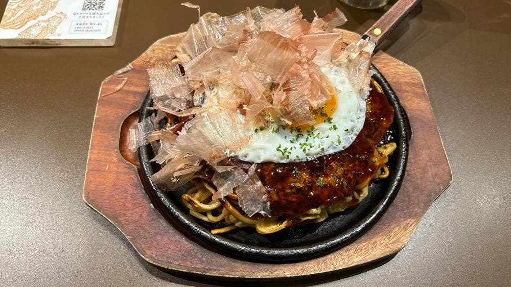 お好み鉄板焼き 鉄板ラッシュ！