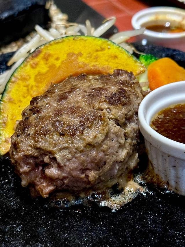 藤沢Bistroハンバーグ - サブ画像1