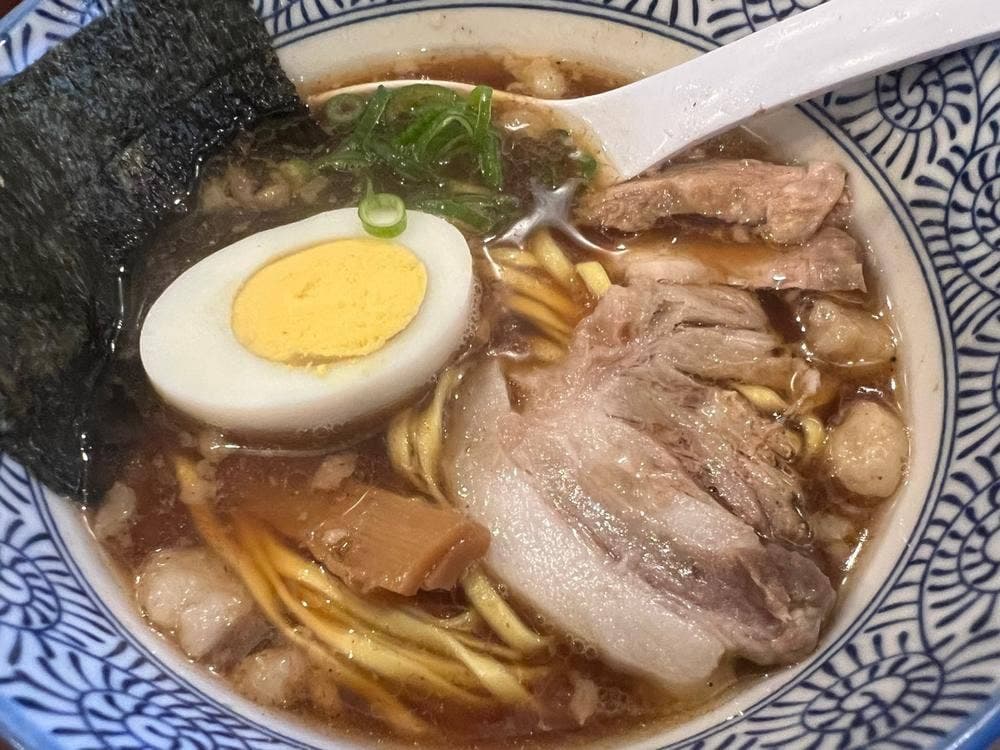 醤油ラーメン かまやつ