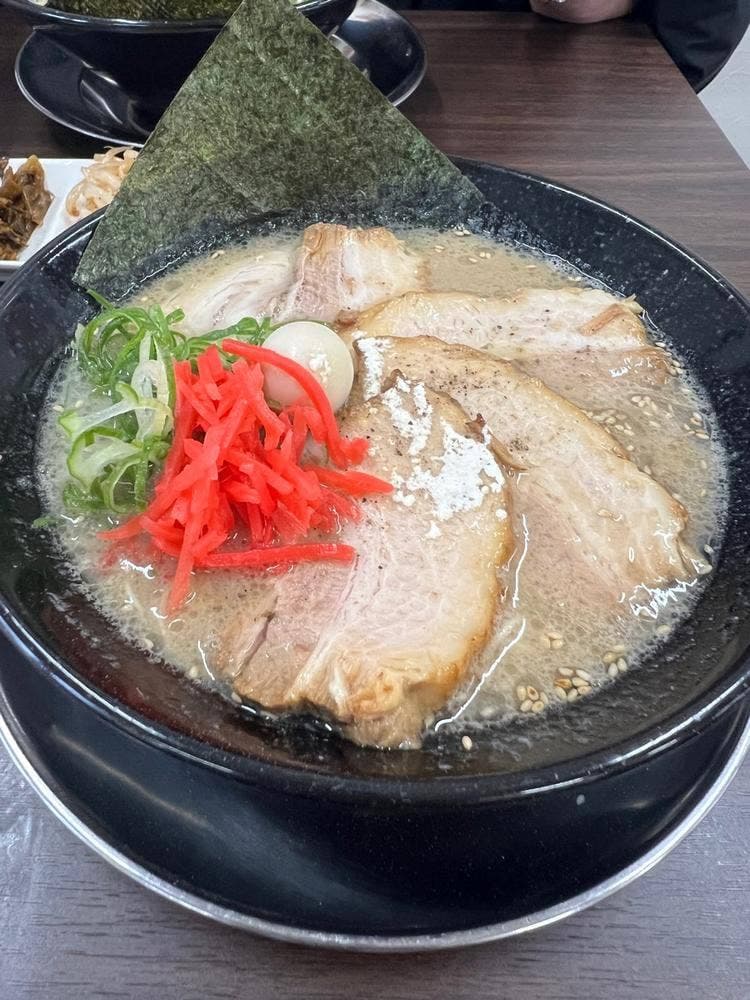 ラーメンバリ豚