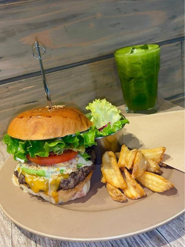 Mr.Tokyo BURGER’S cafe - サブ画像1