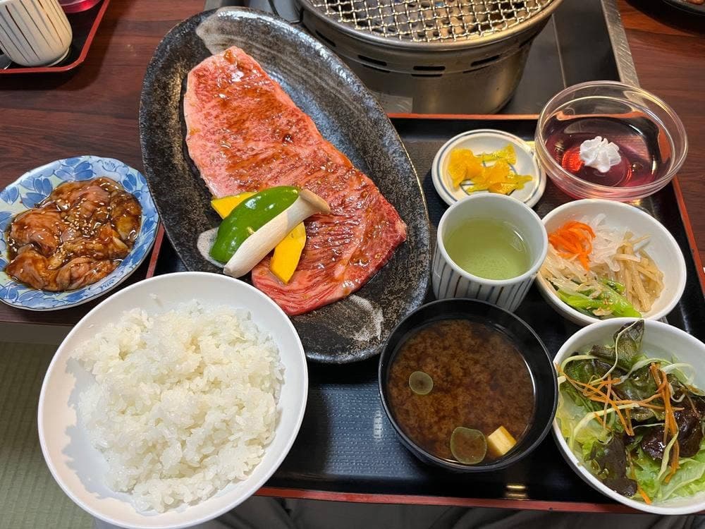 焼肉ホルモン うえむら