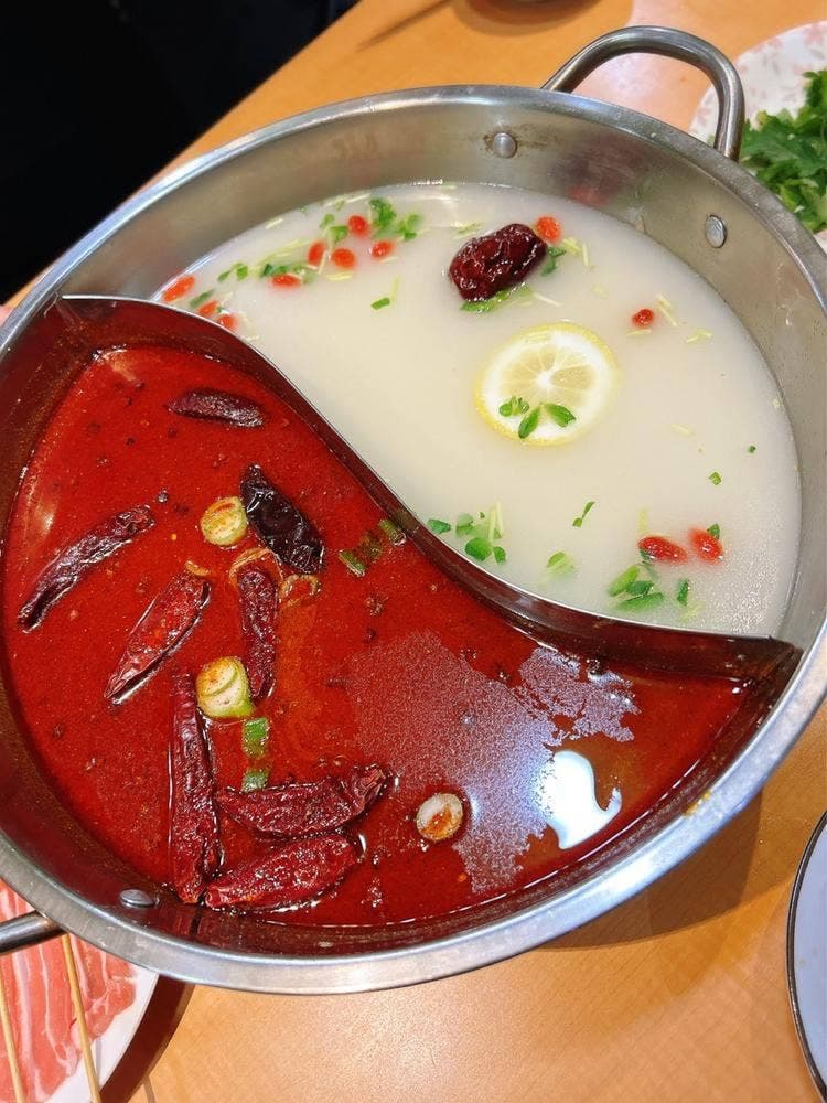 赤白しゃぶしゃぶ 麻辣TAN