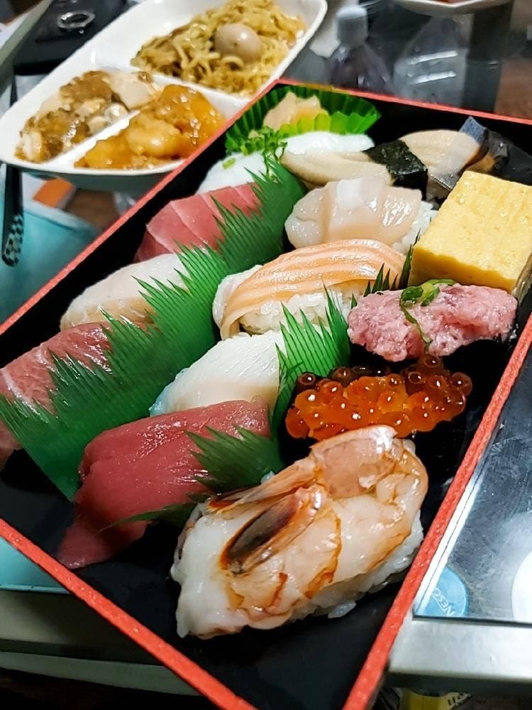すし銚子丸 綾瀬店