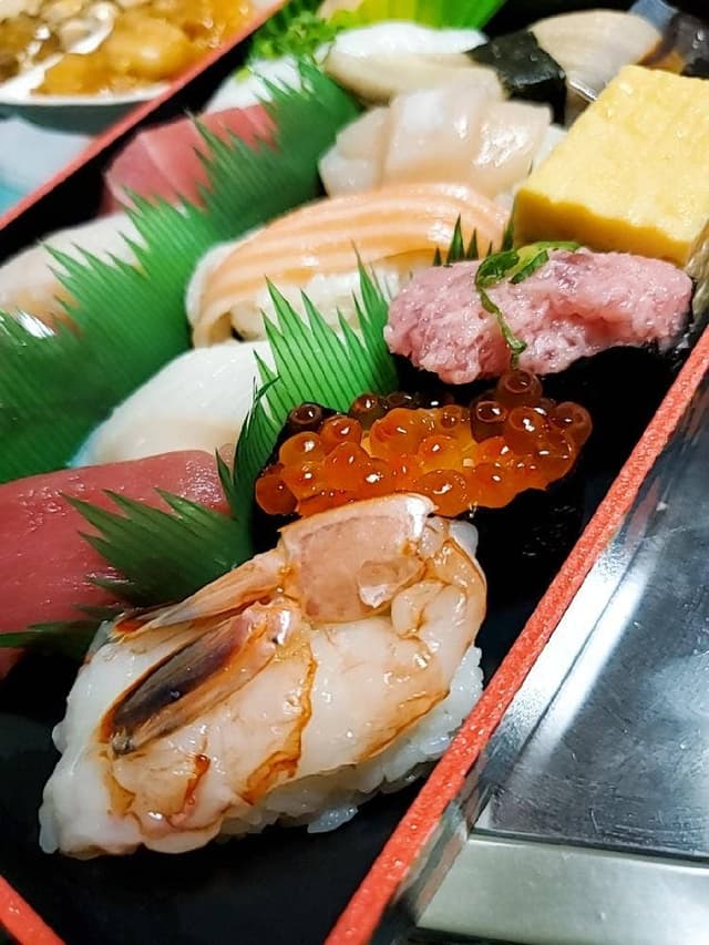 すし銚子丸 綾瀬店 - サブ画像2