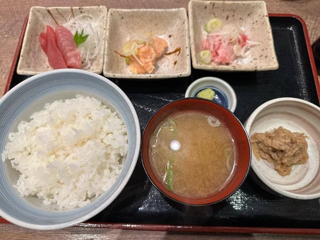 一夜干しと海鮮丼 できたて屋 KITTE丸の内店 - サブ画像3