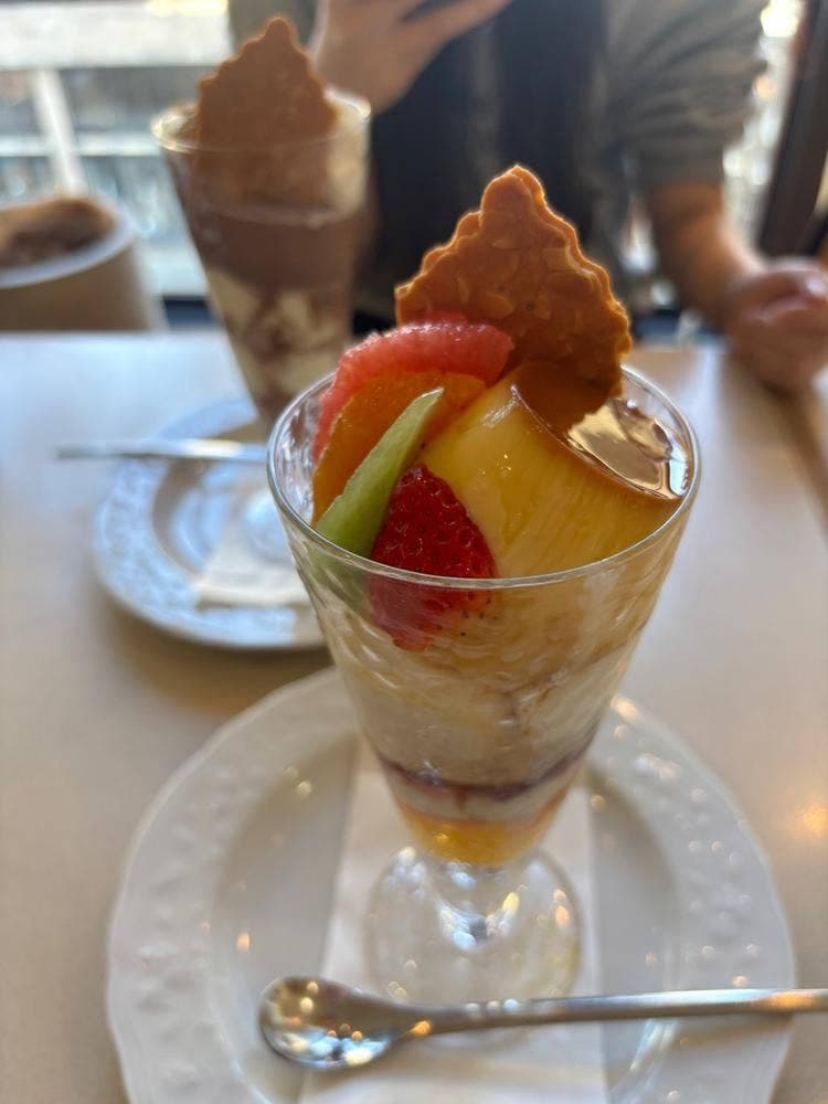 カフェモロゾフ パルクアベニューカワトク店